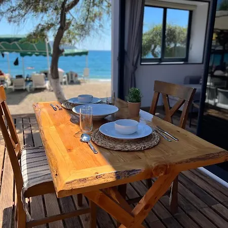 Apartment Calis Tiny House