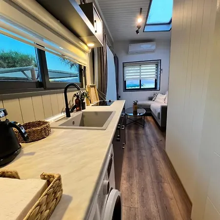 Calis Tiny House Apartment